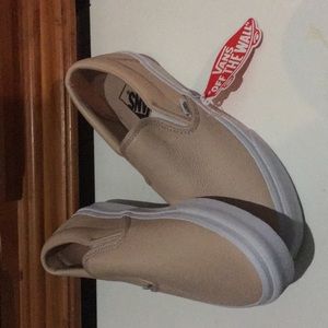 NWT leather off-white vans!